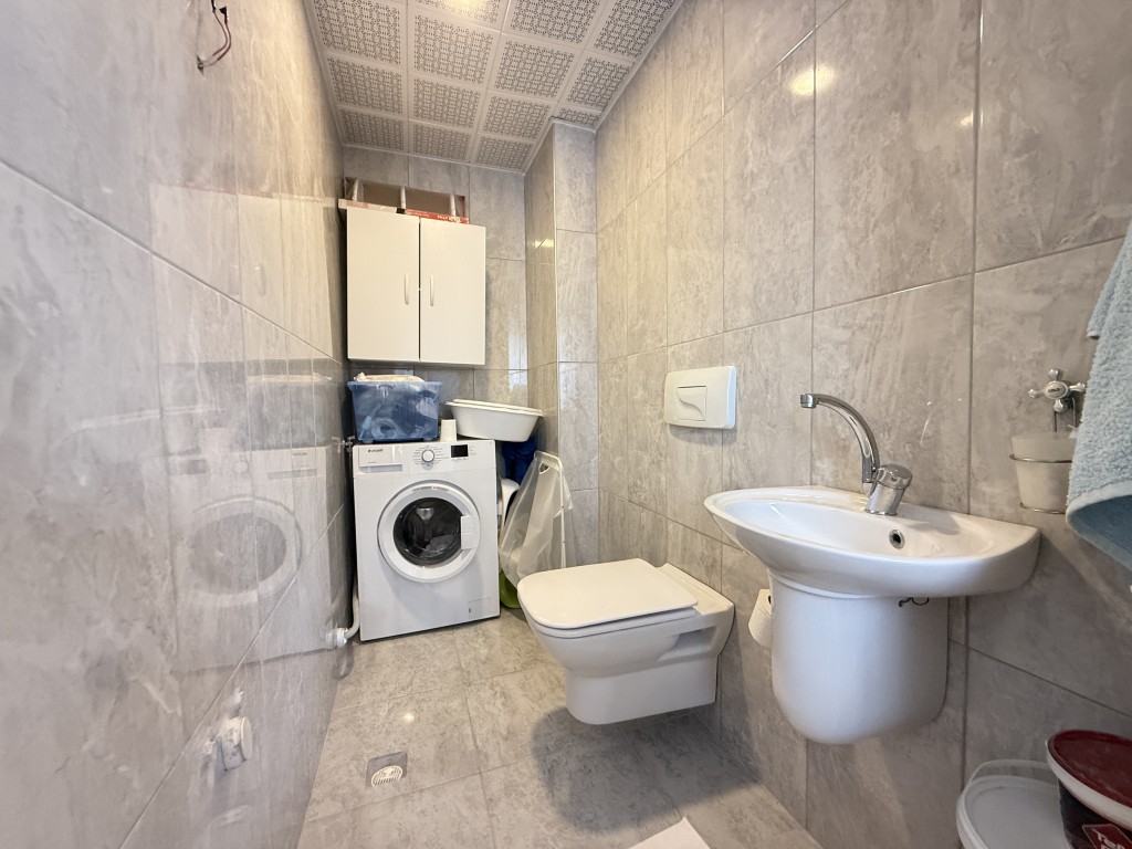 Galaxy Cikcilli apartment second bedroom