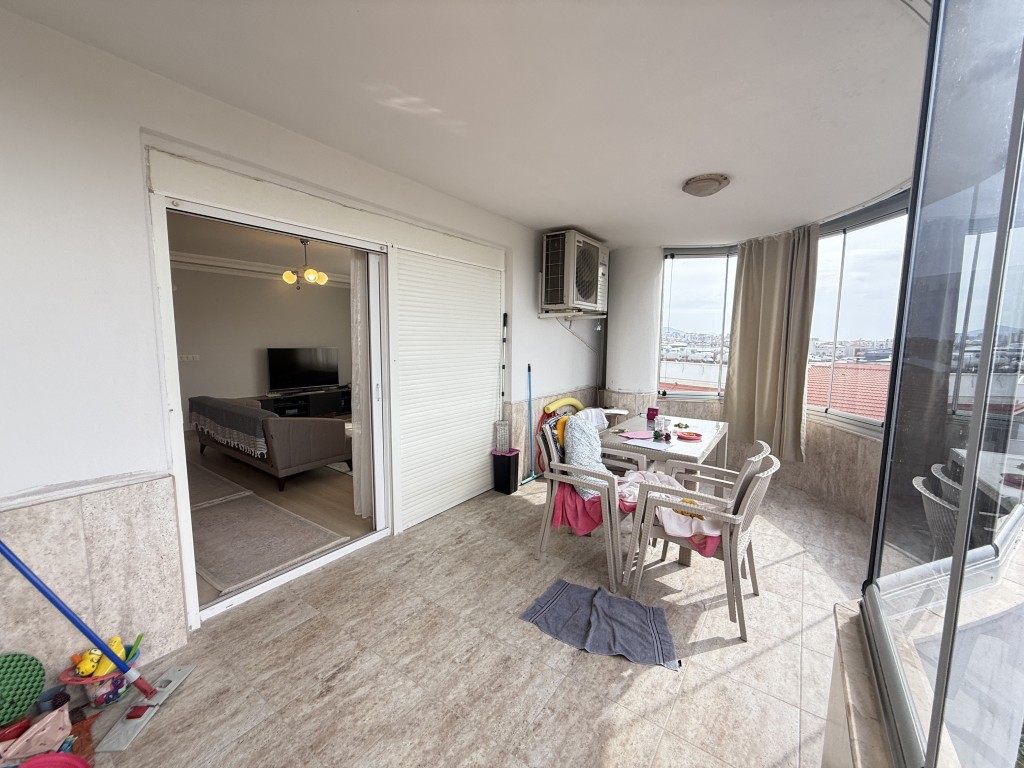 Tennis court facilities at Galaxy Cikcilli