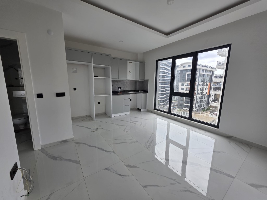 Bright interior space in Best Life 10 Mahmutlar 1+1