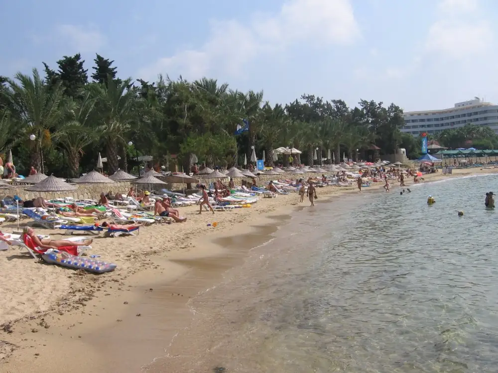 The Avsallar shoreline by Alara Park · archive photograph, July 2006