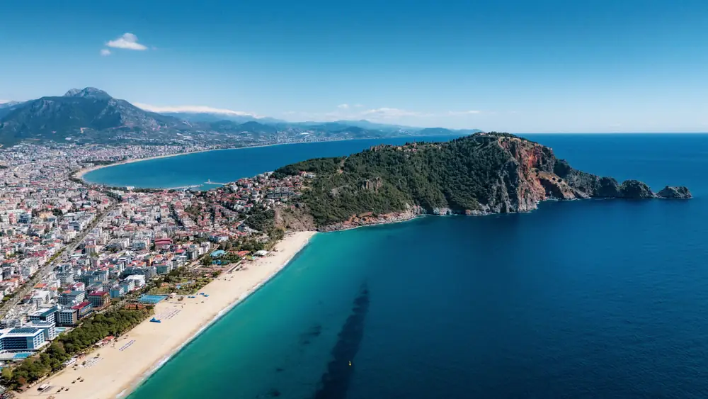 Kleopatra Beach and the Alanya castle peninsula