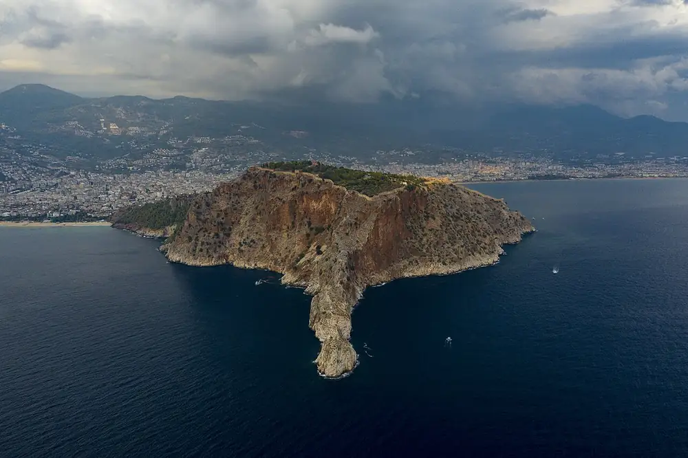 Alanya peninsula under cloud · November 2020; a cooler-season setting