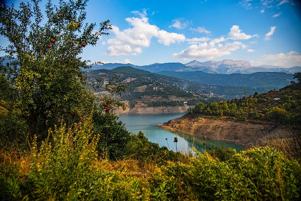 The inland Dim valley · a separate excursion from Tosmur