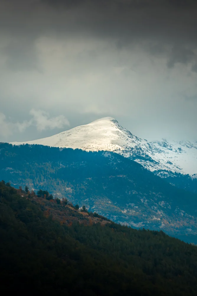 Snow on Alanya’s inland mountains · a seasonal regional view